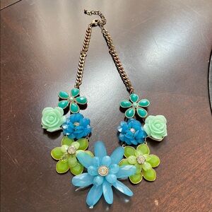 Retro Floral Statement Necklace with Blue and Green Accents